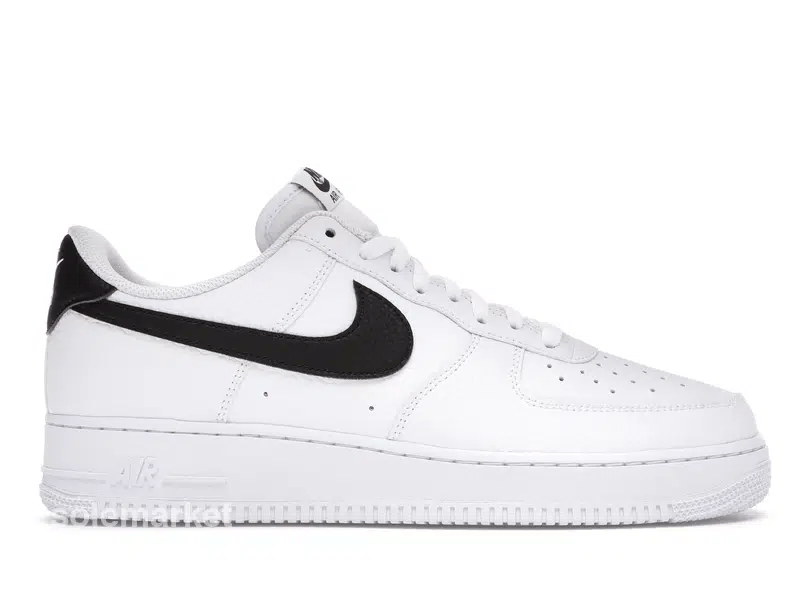 Nike Air Force 1 Low '07 White Black Pebbled Leather - solemarket.cz